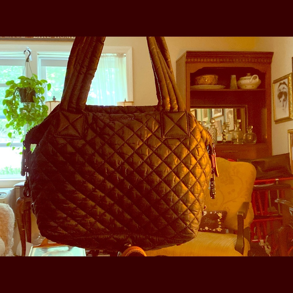 Medium Sutton Tote, no strap or small bag inside.